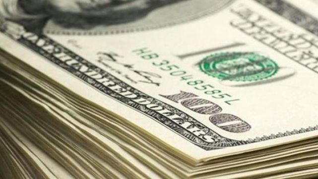 El d&oacute;lar rompe la barrera de los 25 pesos