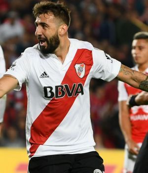 River sac&oacute; chapa en Colombia y se meti&oacute; en octavos