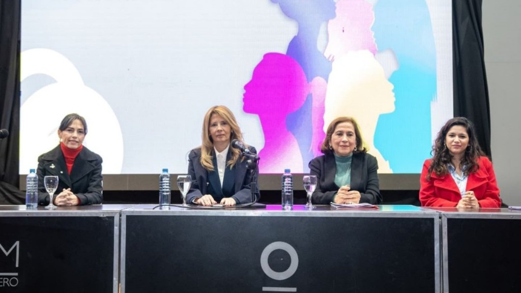 Reflexión y compromiso por la salud de las mujeres