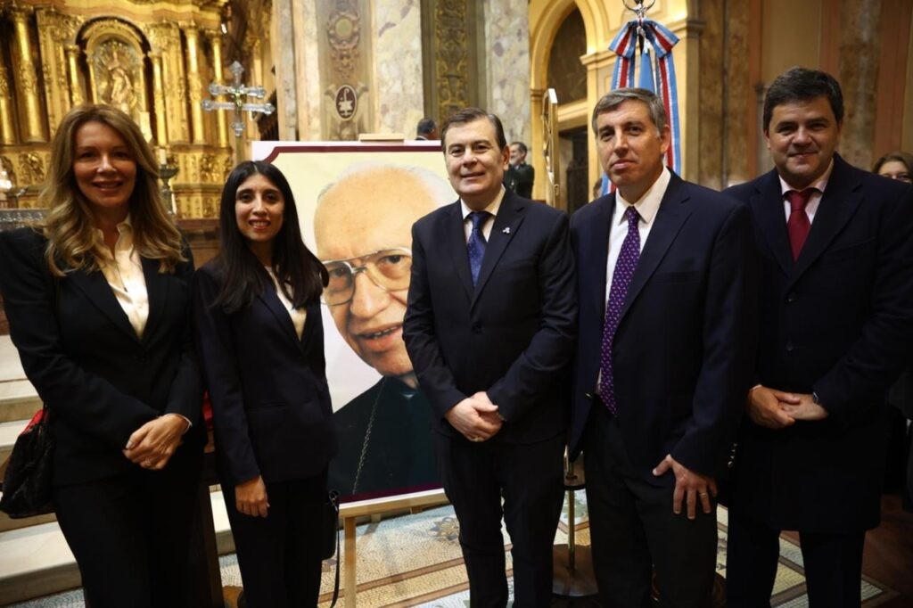 Zamora participó en la sesión de clausura del proceso de beatificación de monseñor Jorge Gottau