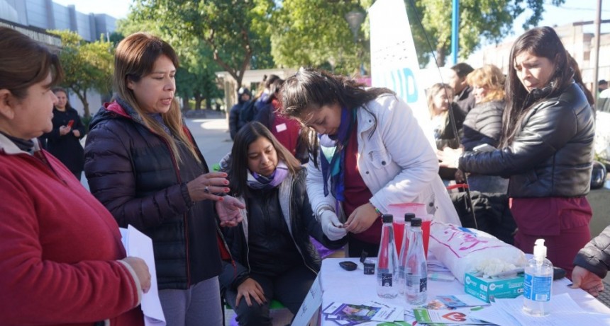 El municipio bandeño conmemoró el “Día Internacional del Cuidado de la Salud de la Mujer” con una jornada integral