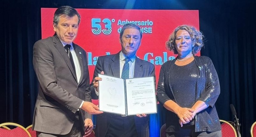 El Vicegobernador Silva Neder asisti&oacute; a la Noche de Gala por el 53&deg; aniversario de la Unse