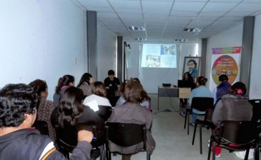 Bromatolog&iacute;a convoca a comerciantes a capacitarse en manipulaci&oacute;n de alimentos   