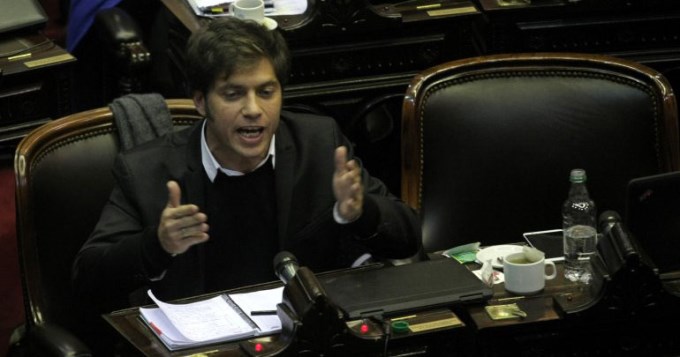 Dur&iacute;simo cruce entre Pe&ntilde;a y Kicillof en Diputados