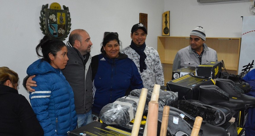 M&aacute;s de 180 brigadistas reciben ropa de trabajo y herramientas la limpieza de la ciudad