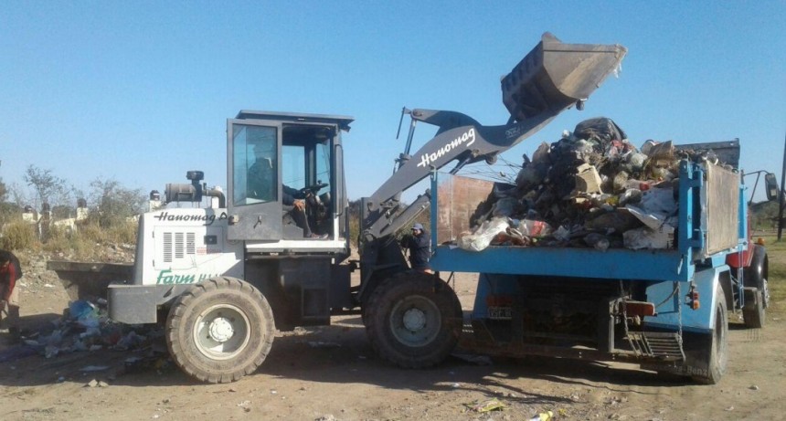 Realizan trabajos de higiene en los barrios San Fernando y 25 de Mayo Ampliaci&oacute;n