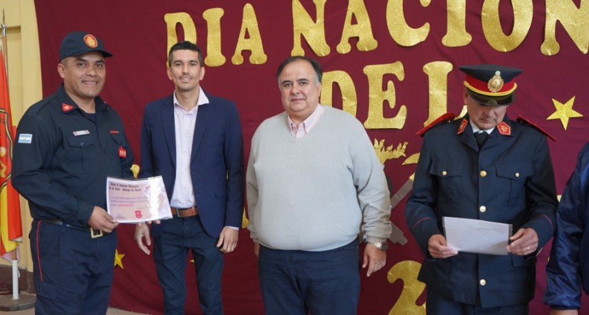 El municipio bandeño resalta la labor de los Bomberos Voluntarios en su día 