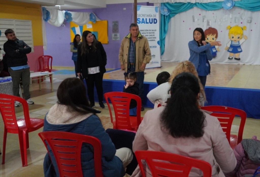 La Municipalidad de La Banda fortalece el cuidado de la primera infancia con controles de salud y talleres familiares