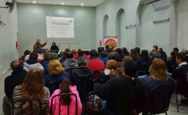 Bromatolog&iacute;a avanza en la capacitaci&oacute;n de comerciantes bande&ntilde;os