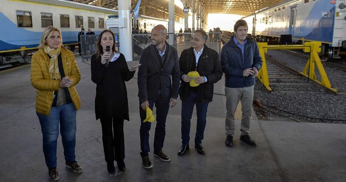 Burl&oacute; la seguridad y se puso "cara a cara" con Vidal