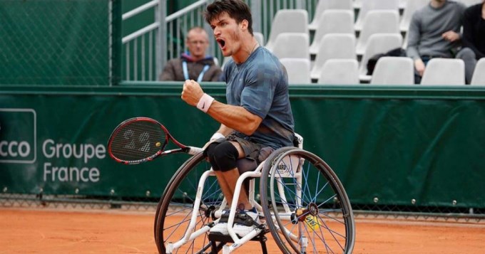 El "Lobito" Fern&aacute;ndez, n&uacute;mero uno del tenis adaptado