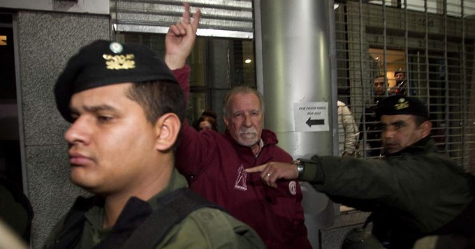 Plaini denunci&oacute; "persecuci&oacute;n pol&iacute;tica y jur&iacute;dica"