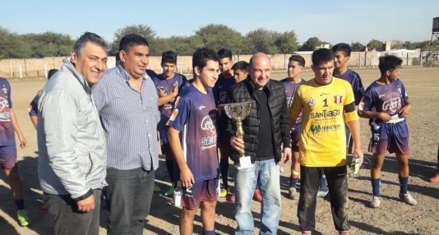 Mirolo particip&oacute; de  los Festejos de los 77 Aniversarios del Club Agua y Energ&iacute;a