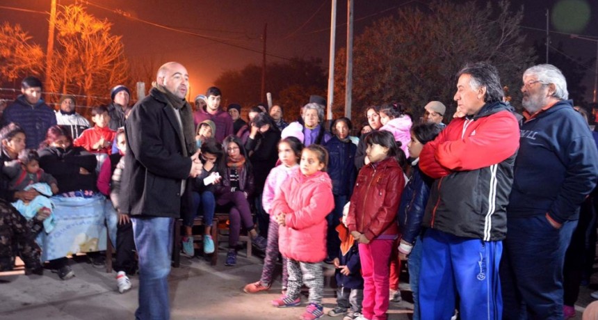 Mirolo mantuvo fruct&iacute;feras reuniones en tres barrios bande&ntilde;os