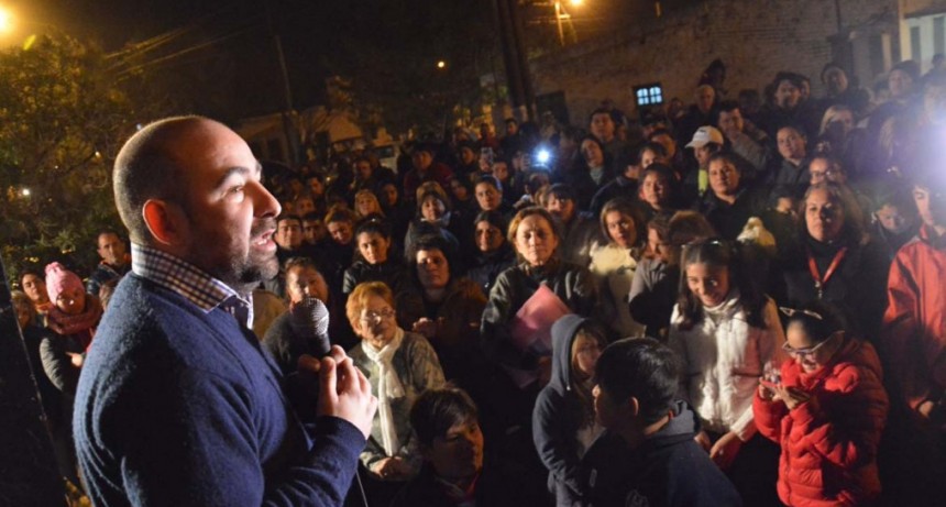 Mirolo y Nediani recibieron el apoyo de los vecinos en Villa Unión y Villa Griselda