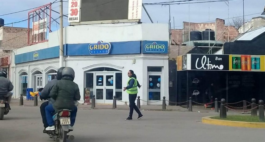 La comuna despleg&oacute; un amplio operativo de tr&aacute;nsito y seguridad por el corte de luz