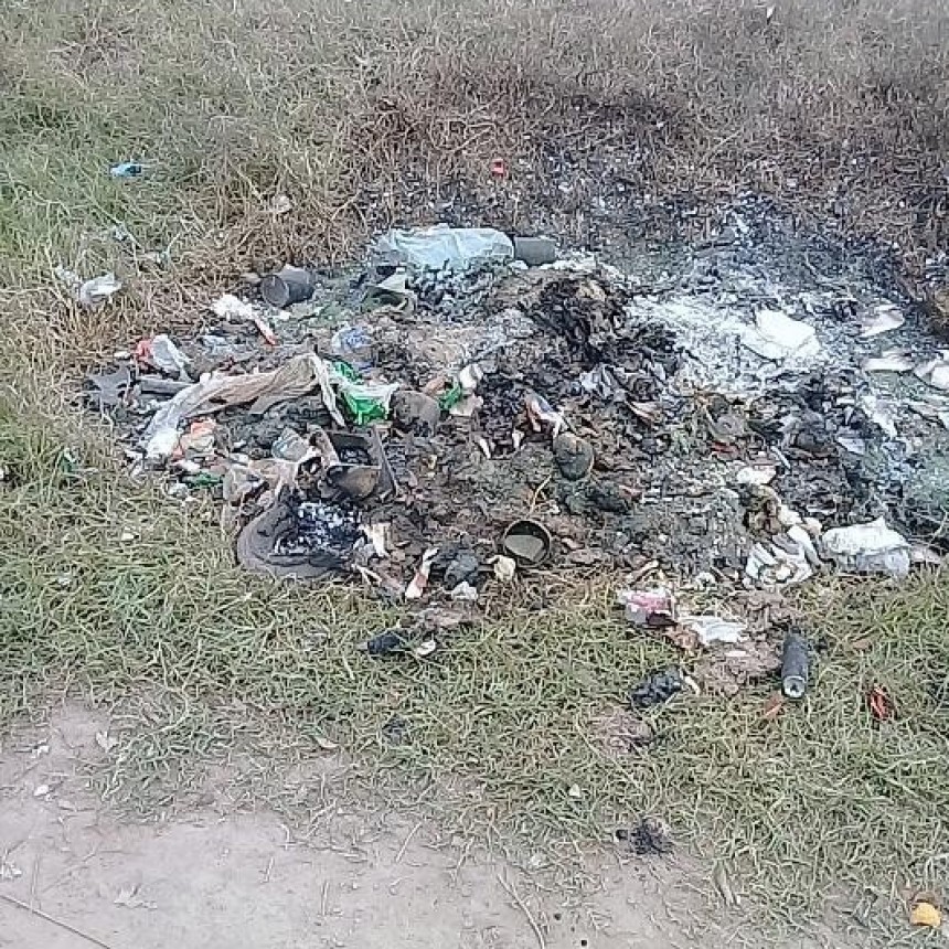 Otro contenedor quemado genera repudio en vecinos y de autoridades municipales  