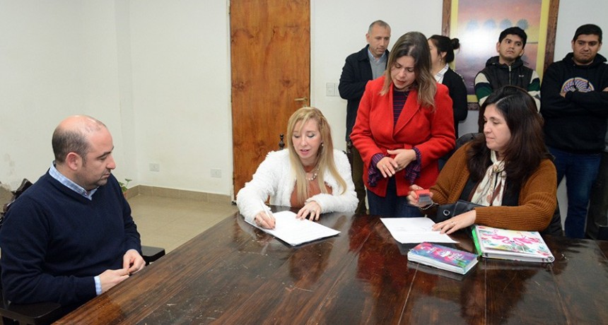 Con 14 alumnos de la T&eacute;cnica N&ordm; 6 el intendente Mirolo lanz&oacute; un plan de pasant&iacute;as para estudiantes secundarios