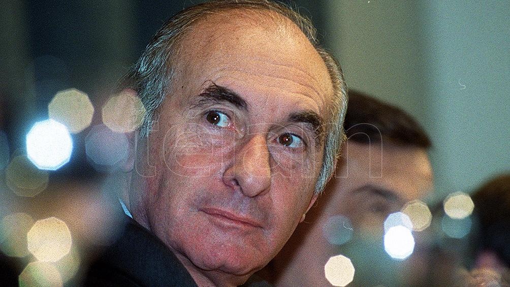 El Gobierno decret&oacute; tres d&iacute;as de duelo por la muerte de De la R&uacute;a