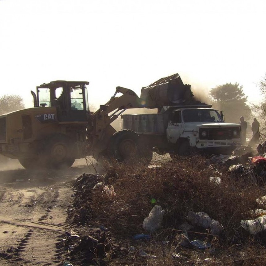 Mirolo supervis&oacute; en el barrio Avenida el avance de la obra de un nuevo Centro de Atenci&oacute;n M&eacute;dica Municipal