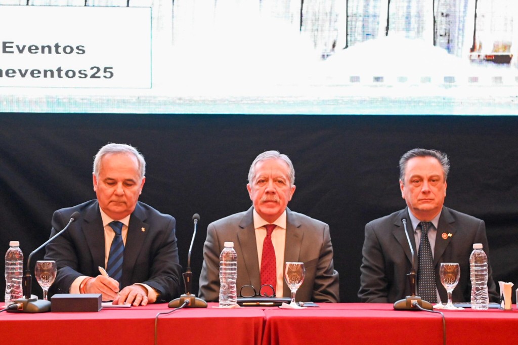 Su&aacute;rez particip&oacute; de la apertura de la Junta de Gobierno de la Federaci&oacute;n Argentina de Consejos Profesionales de Ciencias Econ&oacute;micas