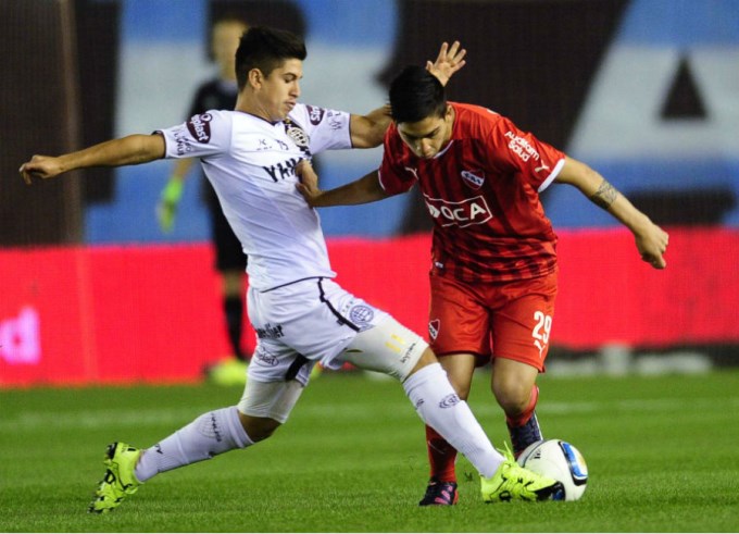 Lan&uacute;s e Independiente arrancan su sue&ntilde;o "copero"