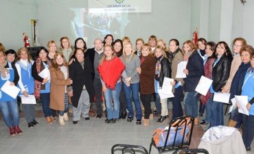 Mirolo formaliz&oacute; la designaci&oacute;n de directoras en veinte jardines de infantes municipales   