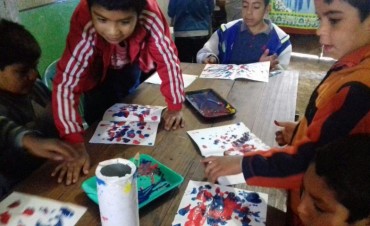 Cultura del municipio realiza actividades para ni&ntilde;os y adolescentes en los barrios   