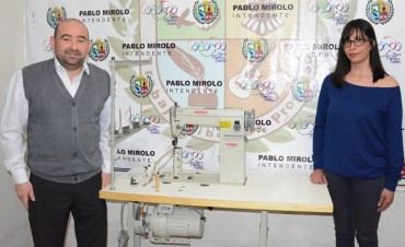 El programa &ldquo;Emprendiendo sue&ntilde;os&rdquo; permite que m&aacute;s bande&ntilde;os se abran paso en el mundo laboral   