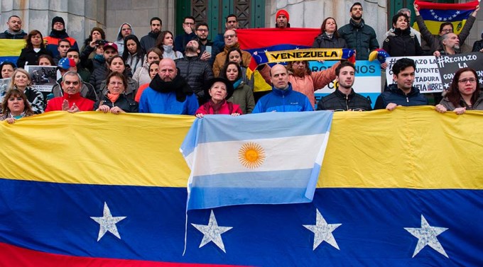Embajada argentina blindada por crisis en Venezuela
