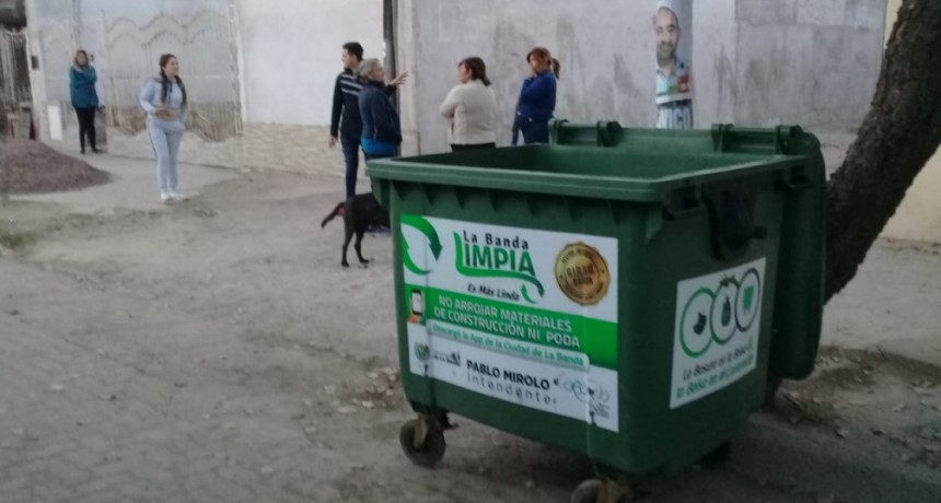 Se colocaron nuevos contenedores en los barrio Banfield y Agua y Energ&iacute;a   