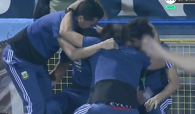 El abrazo t&eacute;cnico