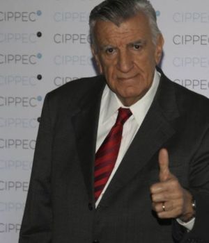 Revocan la intervenci&oacute;n del PJ y vuelve Gioja