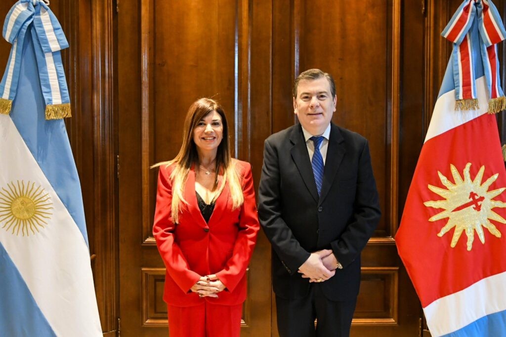 Zamora recibió a Lina Anllo en Casa de Gobierno