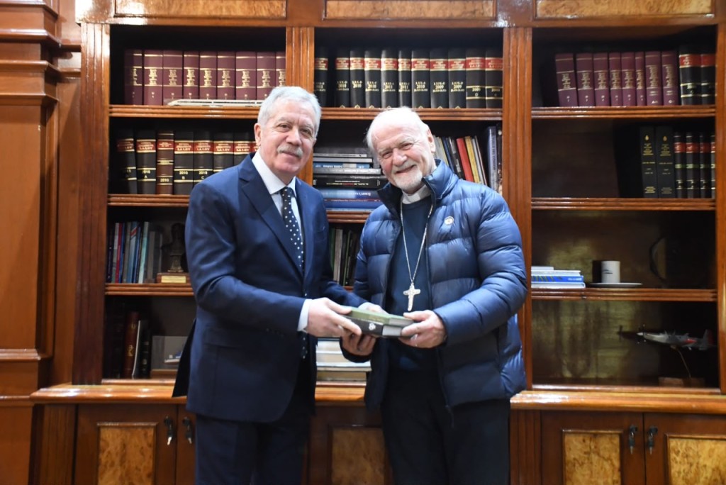 El gobernador El&iacute;as Su&aacute;rez recibi&oacute; al cardenal Vicente Bokalic y dialog&oacute; sobre acciones de compromiso social, educaci&oacute;n y prevenci&oacute;n de adicciones