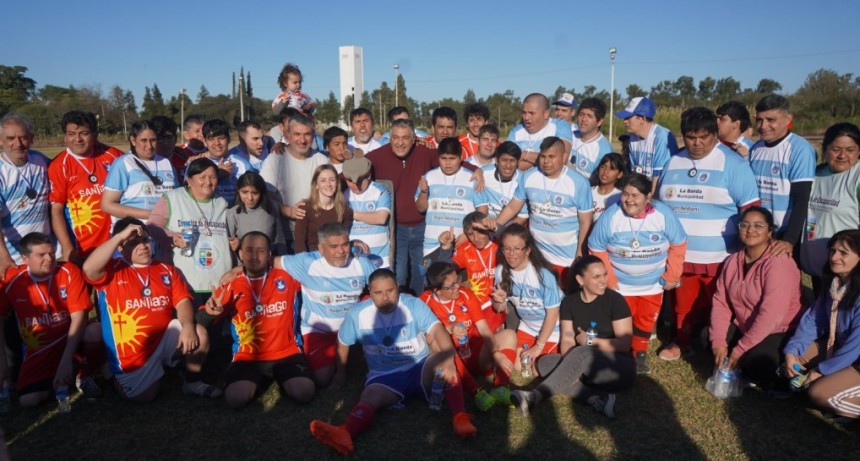 El intendente Nediani acompa&ntilde;&oacute; el 4&deg; aniversario del equipo de rugby inclusivo &ldquo;Los Tatu&rdquo;