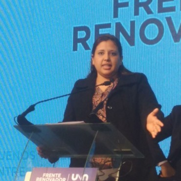 La diputada Morales disert&oacute; sobre  el proyecto de ley de paridad