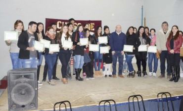 J&oacute;venes se abren camino hacia el mundo laboral a trav&eacute;s de la Oficina de Empleo Municipal