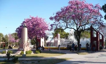  El intendente Mirolo invita a todos los bande&ntilde;os a celebrar juntos los 104 a&ntilde;os de la ciudad  