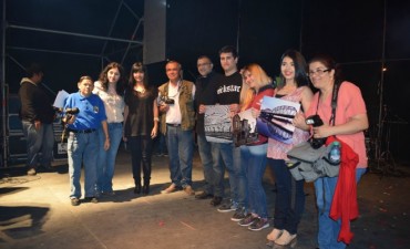 Entregaron premios a ganadores de concurso de fotograf&iacute;a organizado por la comuna