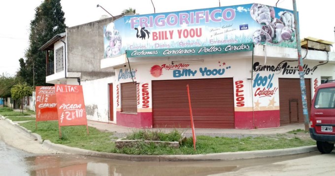 &iquest;Amenaza?: Hallan casquillos de bala en carnicer&iacute;a de Z&aacute;rate