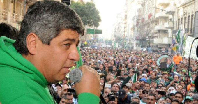 Camioneros se suma a la marcha