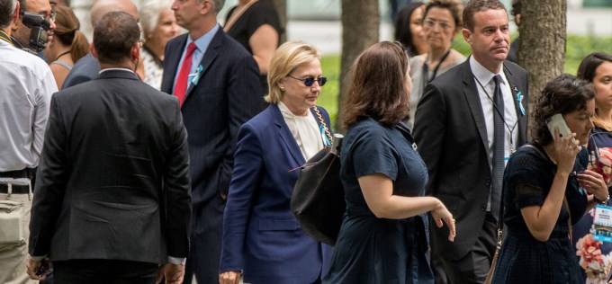Hillary se desmay&oacute; en el acto del 11S