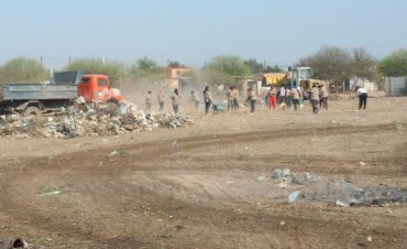 La comuna realiz&oacute; un amplio operativo en el barrio 9 de Julio