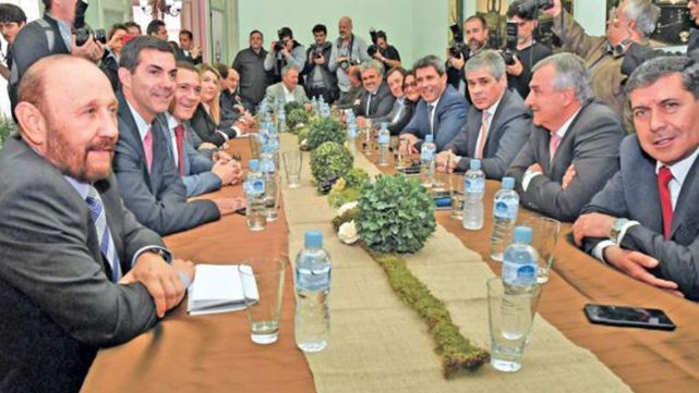 Fuerte puja por el reparto de fondos coparticipables