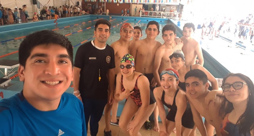 El equipo de nataci&oacute;n municipal tuvo un gran desempe&ntilde;o en un torneo nacional
