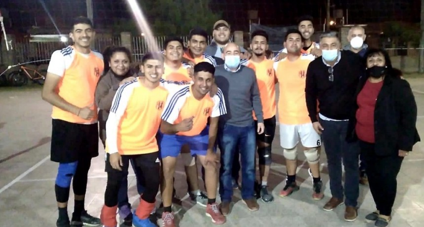  El Torneo de V&oacute;ley Interclubes finaliz&oacute; con gran &eacute;xito en el CIC San Carlos