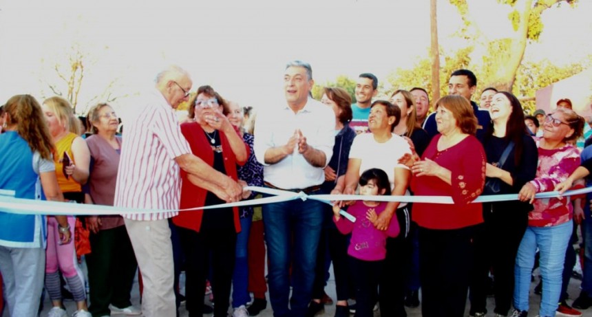 Nediani habilitó una obra de pavimentación en el barrio La Fraternidad 