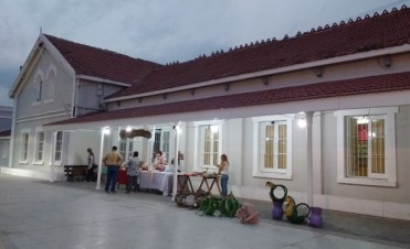 Artesanos bande&ntilde;os mostraron cientos de productos de creaci&oacute;n propia