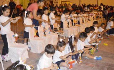  Los jardines del Nucleamiento N&ordm; 3 deslumbraron en la Muestra Municipal de Educaci&oacute;n F&iacute;sica